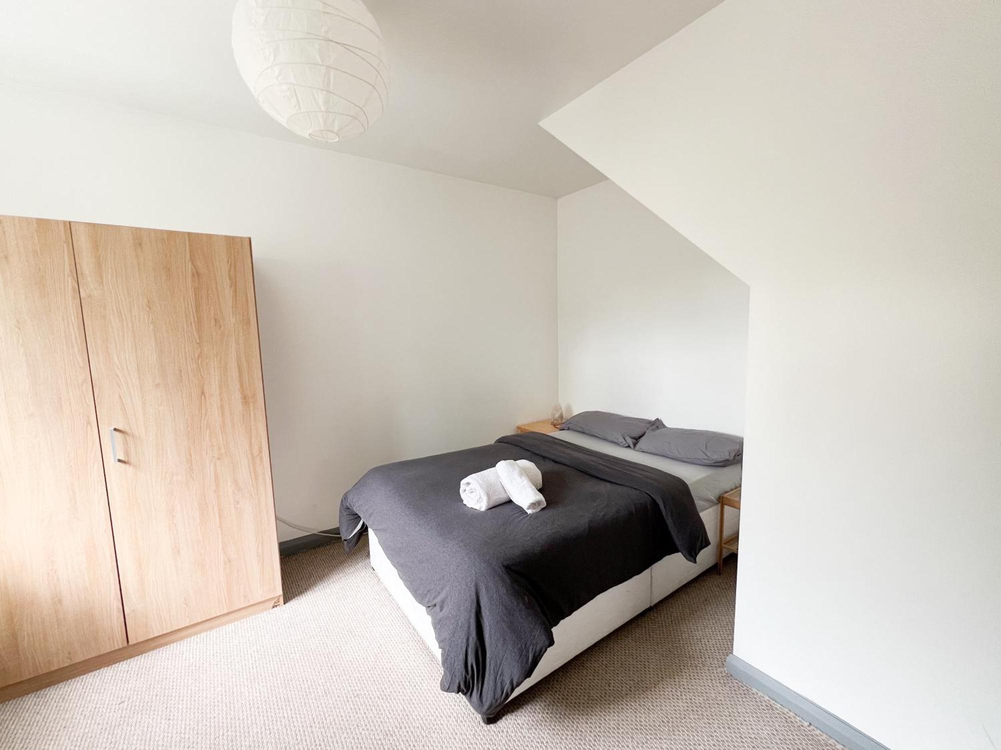 Well-Equipped 4 Bedroom House Close To City Centre Leeds  Buitenkant foto